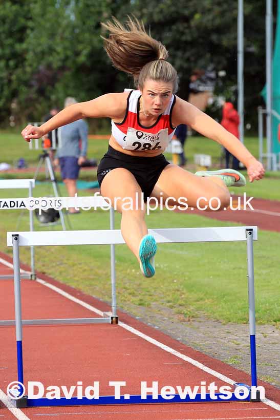 Hurdles, 2023 NEGP 4 Monkton, Wed., July 12th.  Photo: David T. Hewitson/Sports for All Pics